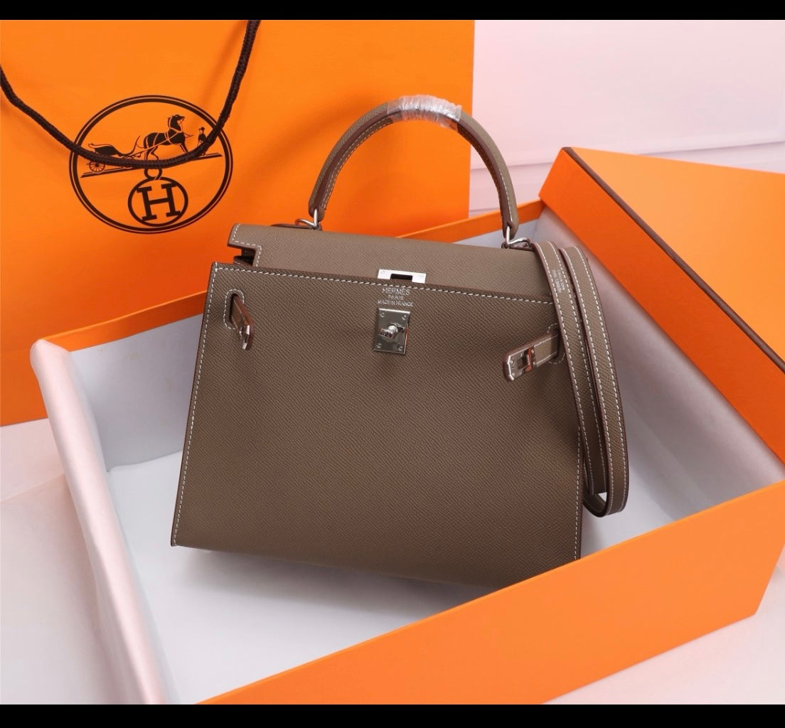 Her S Kel E Handbag 25 cm Epsom Leather