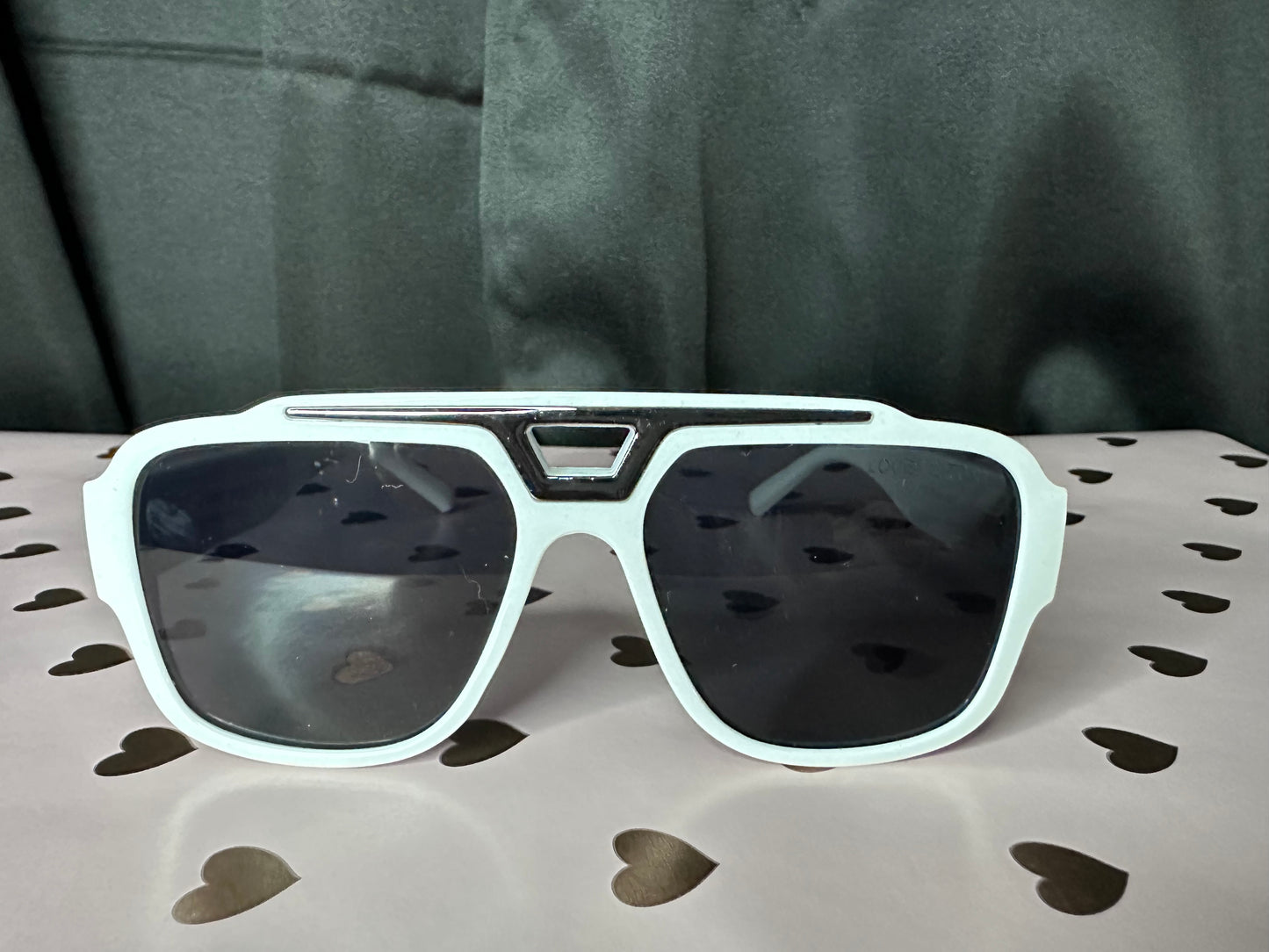 Gafas de sol de diseño inspiradas en Luisito V