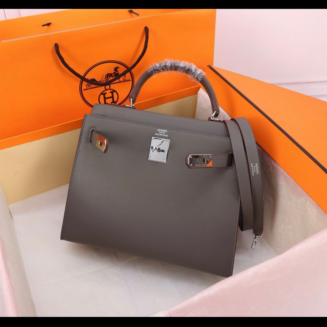Her S Kel E Handbag 25 cm Epsom Leather