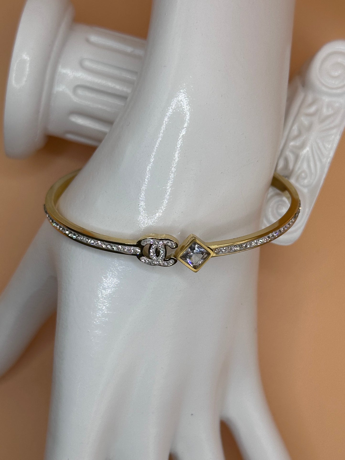 Brazalete de diseñador Canal Inspired Amarillo
