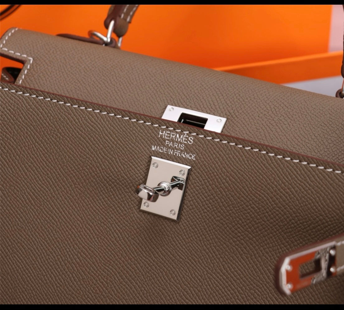 Her S Kel E Handbag 25 cm Epsom Leather