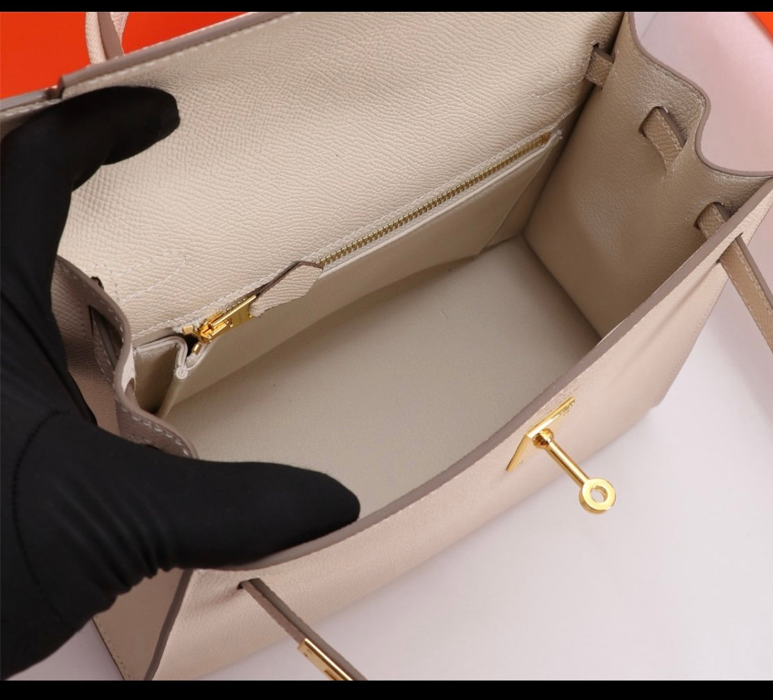 Her S Kel E Handbag 25 cm Epsom Leather Available