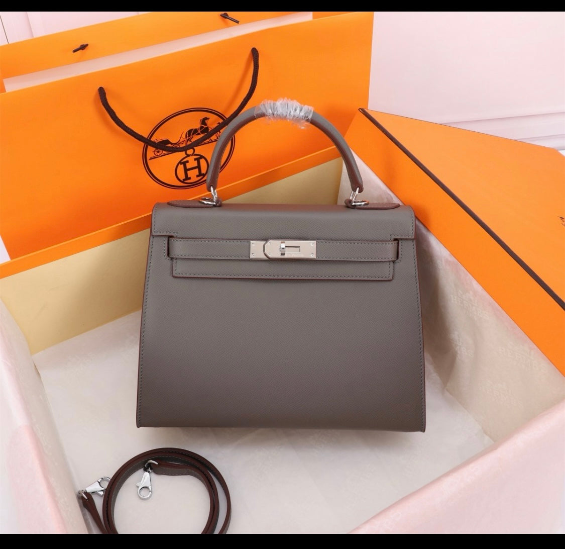 Her S Kel E Handbag 25 cm Epsom Leather