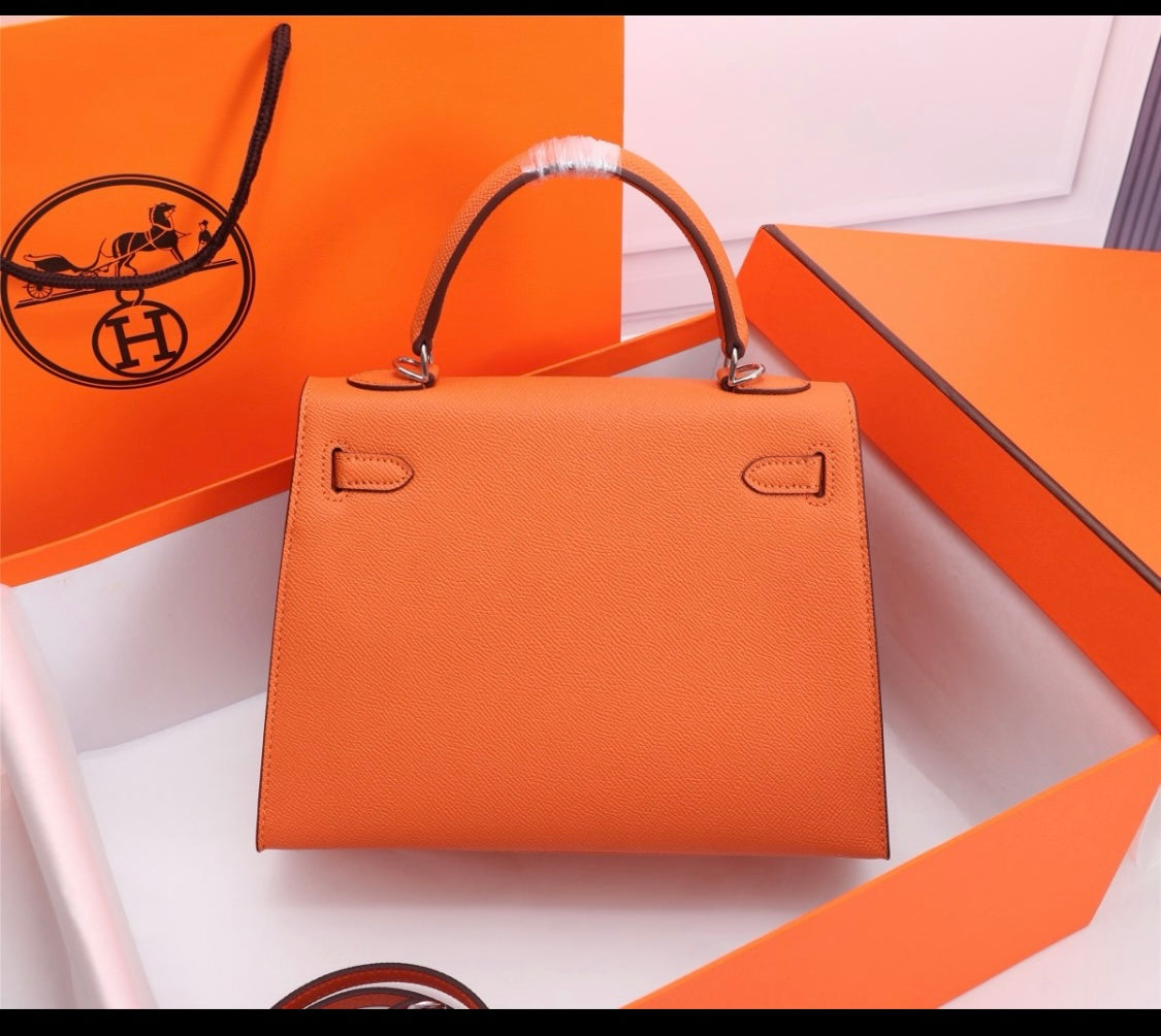 Her S Kel E Handbag 25 cm Epsom Leather