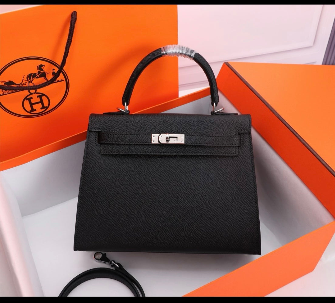 Her S Kel E Handbag 25 cm Epsom Leather Available