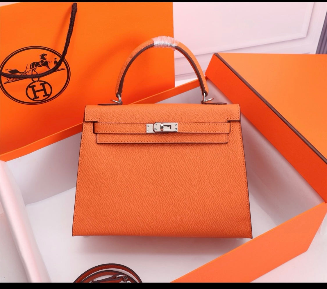 Her S Kel E Handbag 25 cm Epsom Leather
