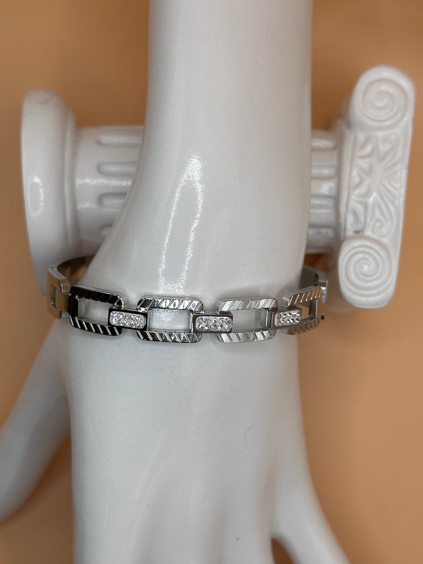 Brazalete de diseñador inspirado en Cartera en plata