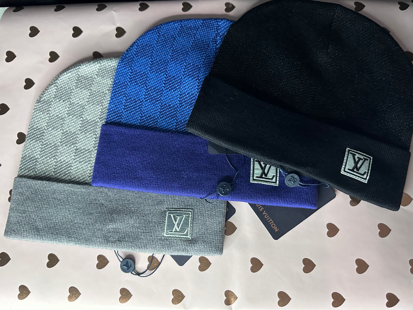LoVe Luisito Beanie