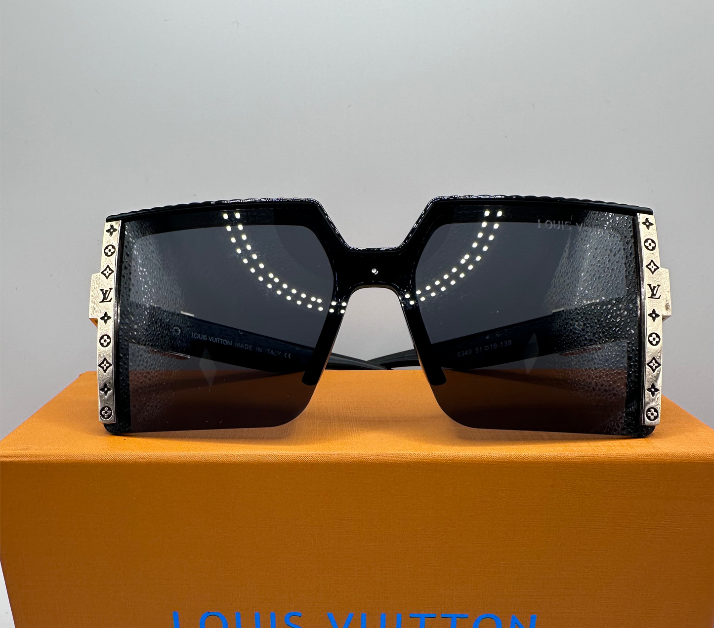 LoVe Luisito Sunglasses