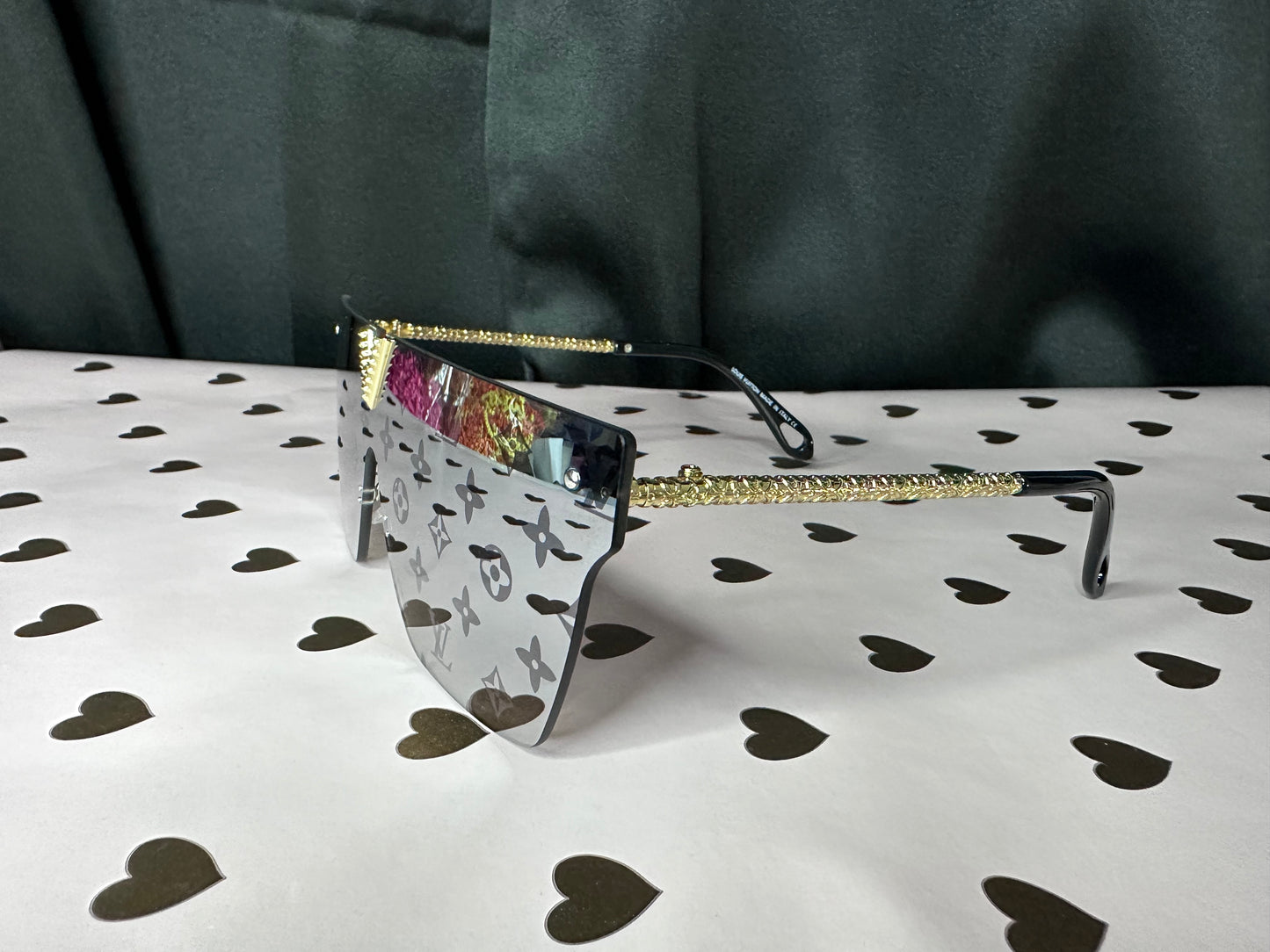 LoVe Luisito Sunglasses