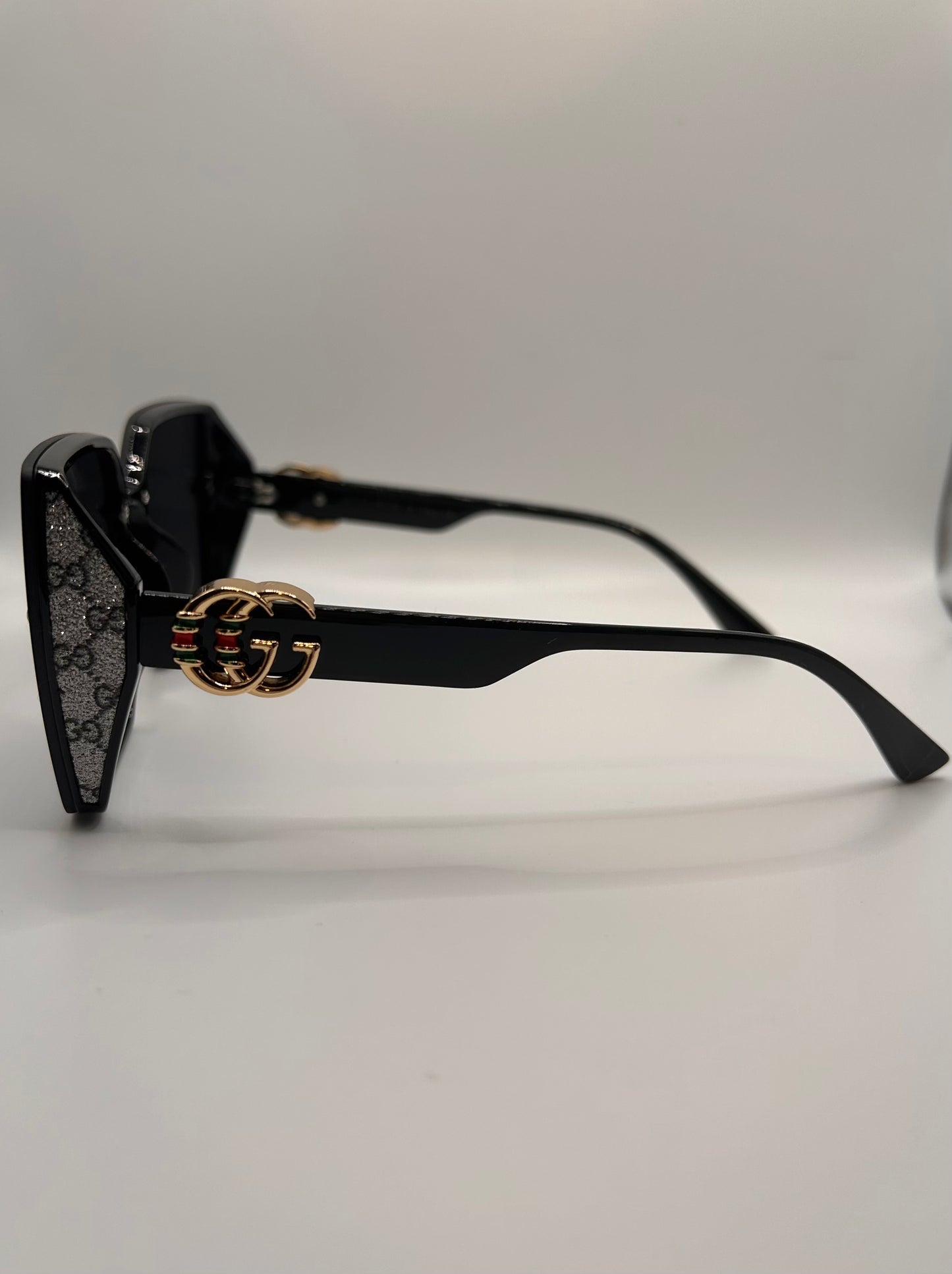 Puchi G Sunglasses with side of bling