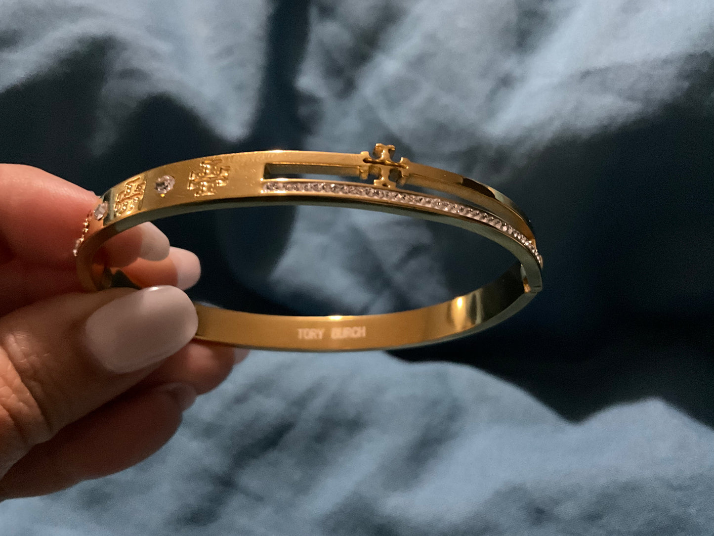 Brazalete de diseñador inspirado en Tor Amarillo