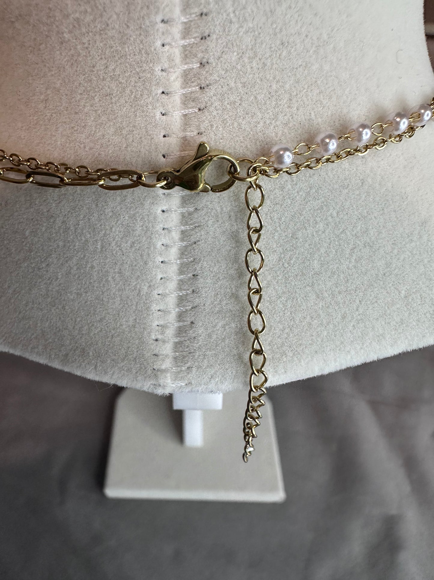 Coco Necklace and Earrings pearls