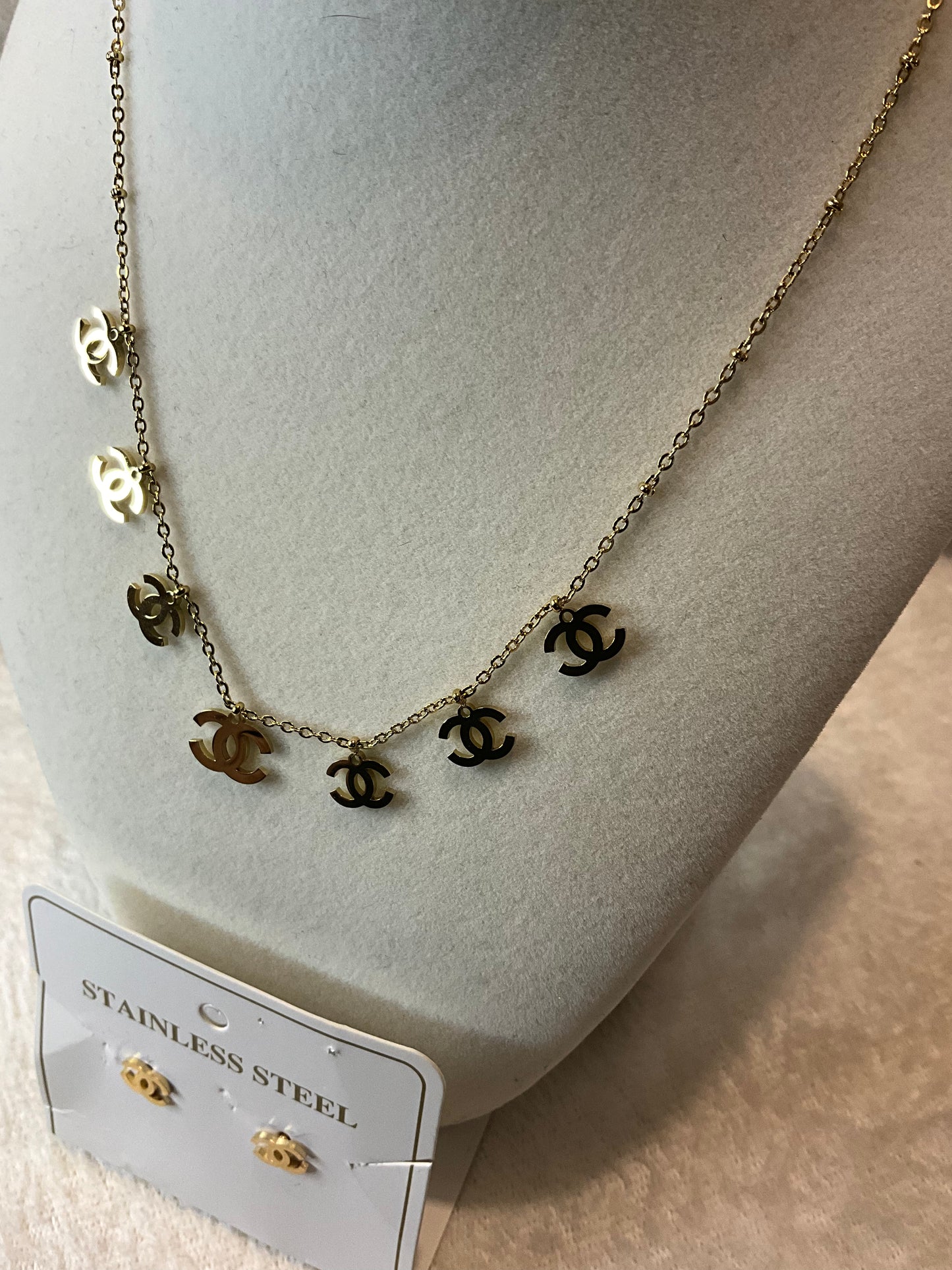 Coco Necklace with Stud earrings
