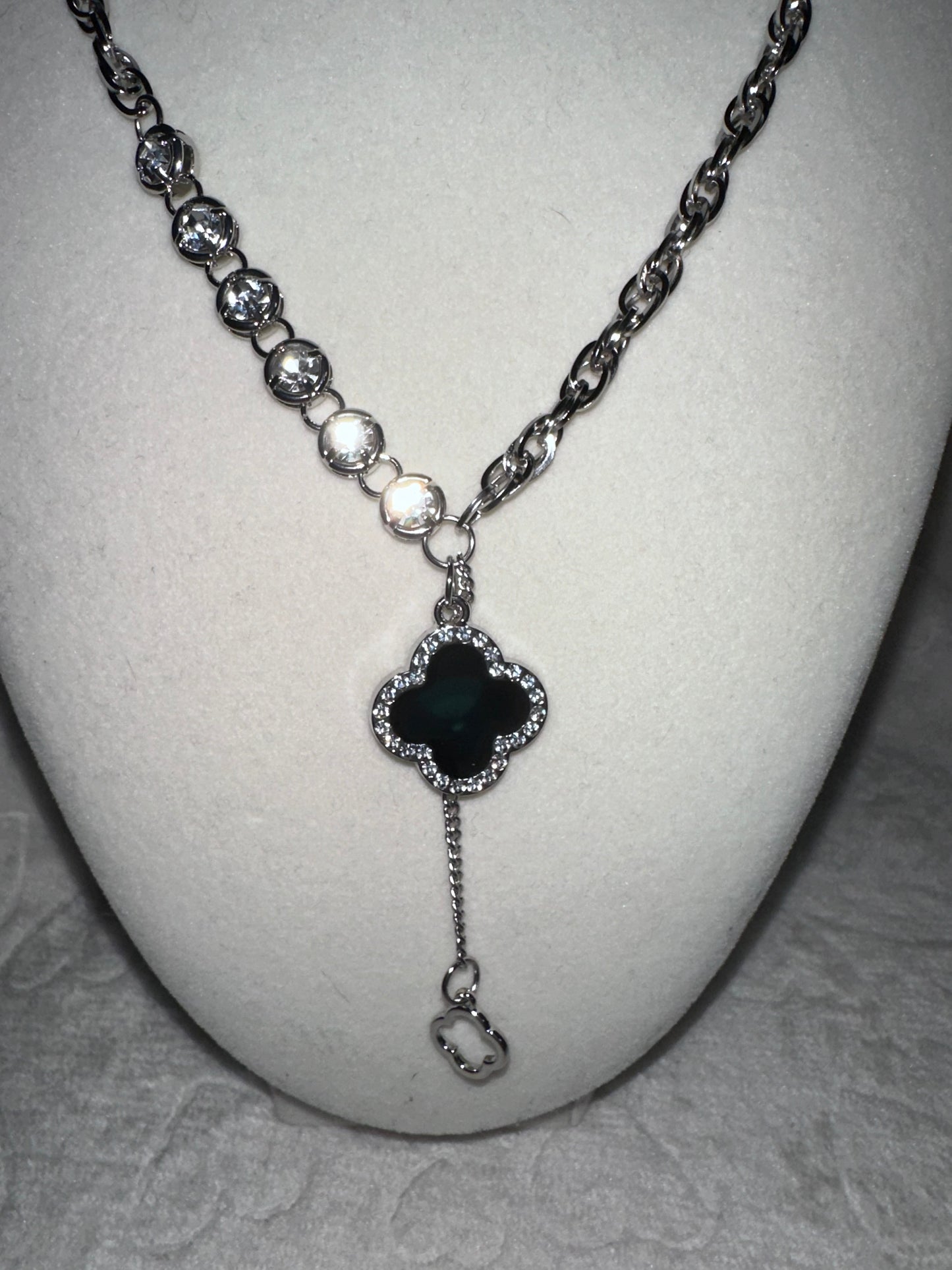 Van CA Clover Necklace with CZ Rhinestones