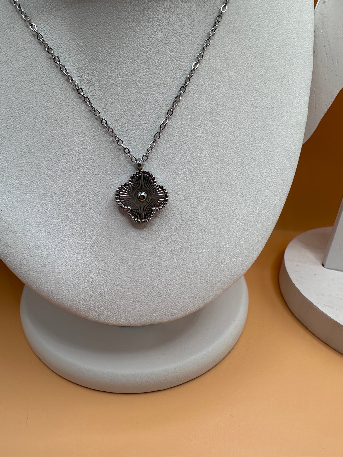 Van CA Clover Set Silver or Gold