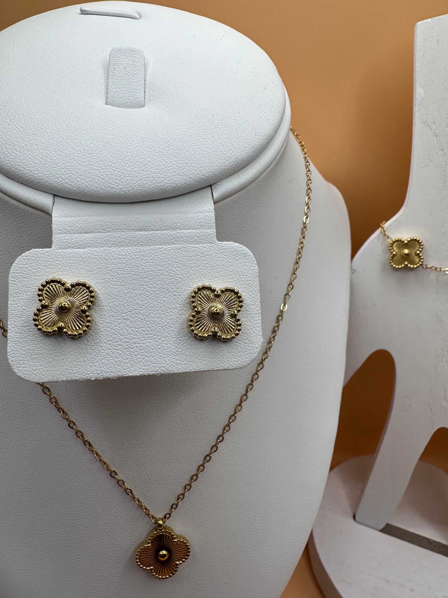 Van CA Clover Set Silver or Gold