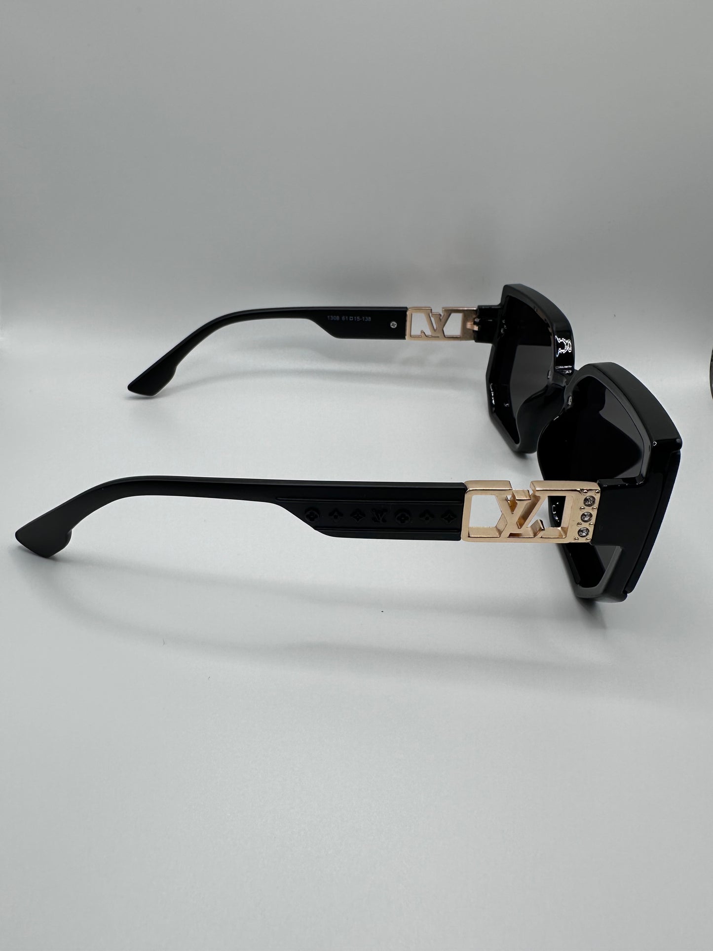 LoVe Luisito Sunglasses