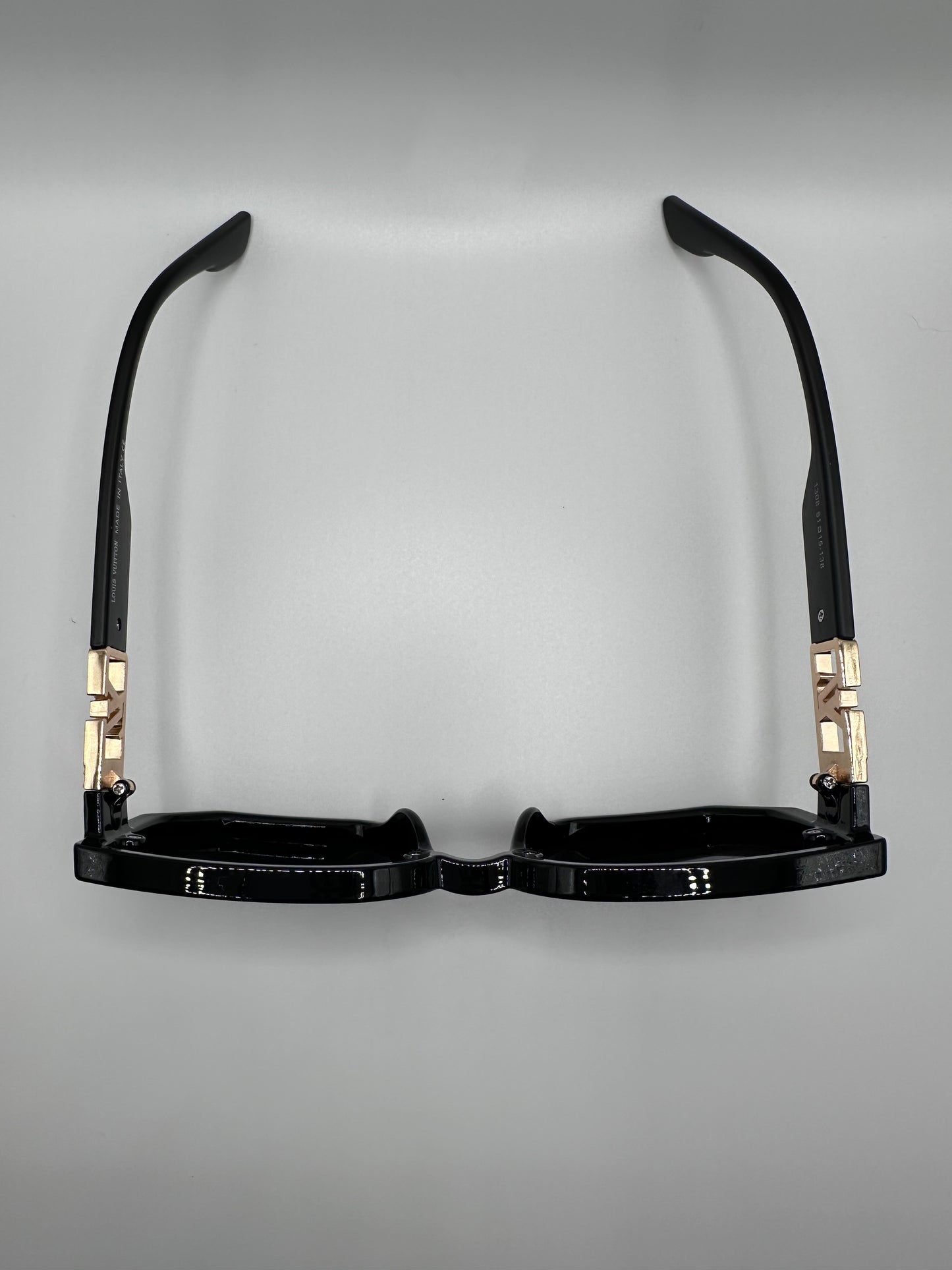 LoVe Luisito Sunglasses