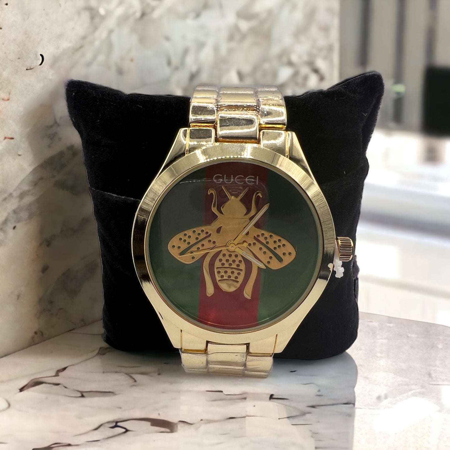 Reloj de diseño inspirado en Pucchi