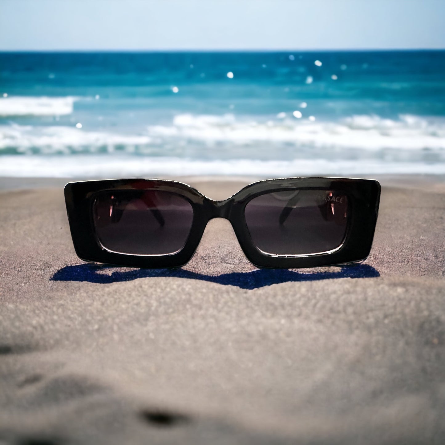 Gafas de sol de diseñador inspiradas en Medusa