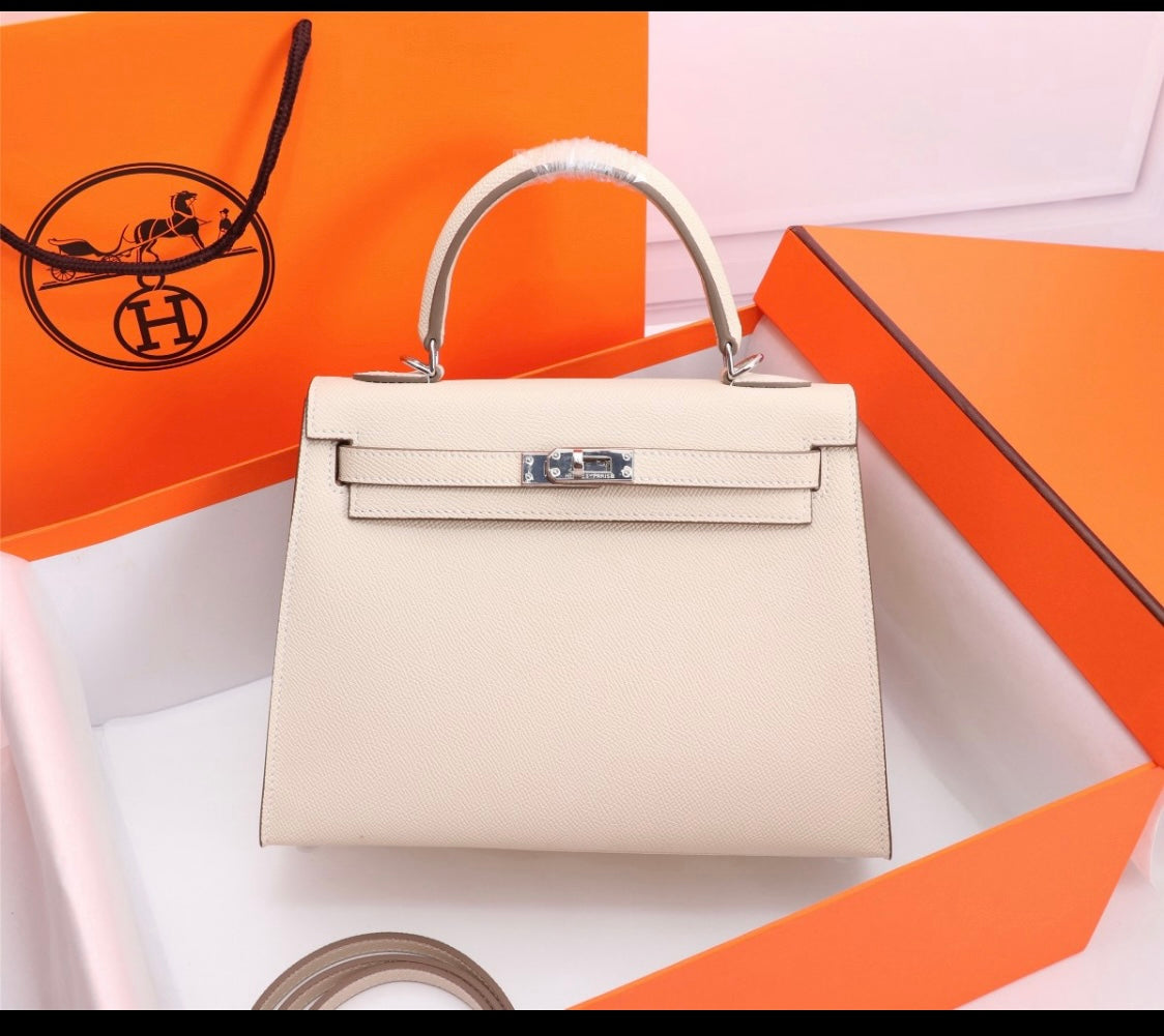 Her S Kel E Handbag 25 cm Epsom Leather Available