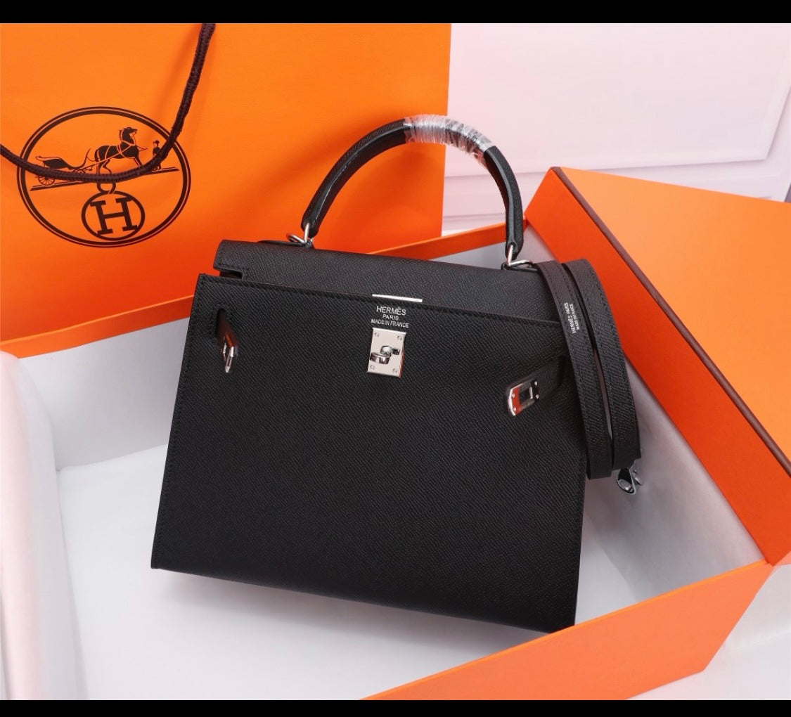Her S Kel E Handbag 25 cm Epsom Leather Available