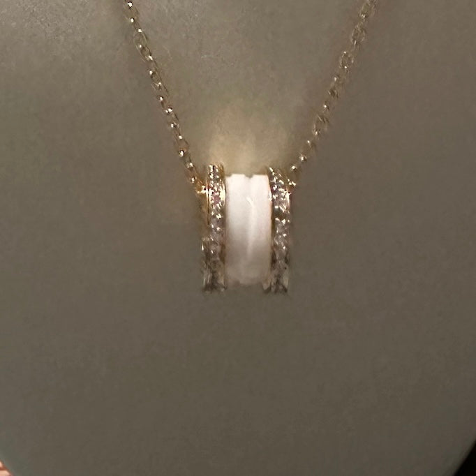 Lgari Ceramic Rose-Gold Ring with CZ edges Necklace