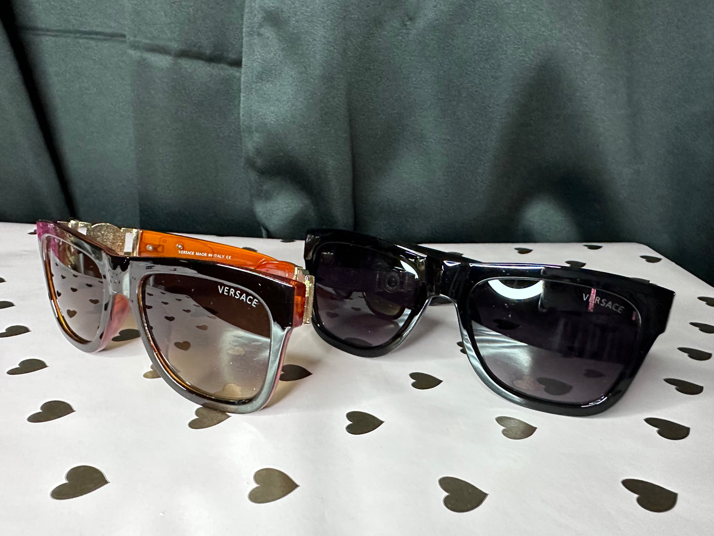 Gafas de sol de diseñador inspiradas en Medusa