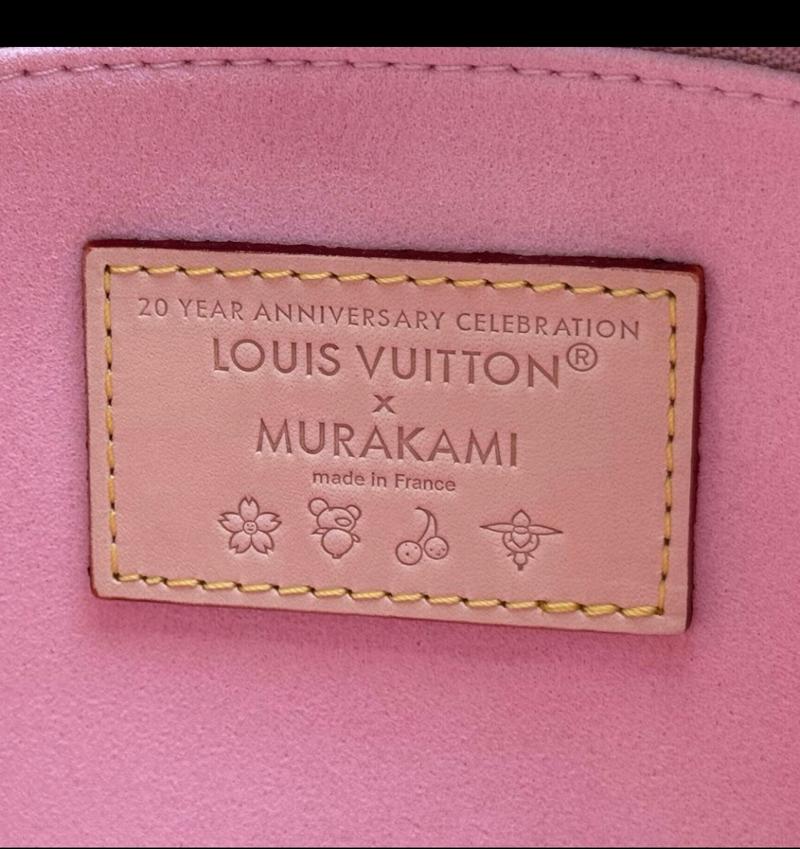 LoVe Small On The Go Cherry Blossom