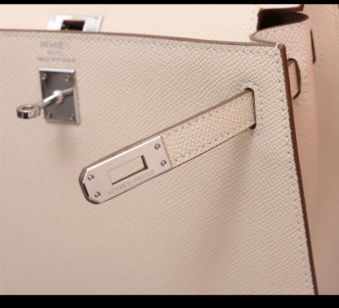 Her S Kel E Handbag 25 cm Epsom Leather Available
