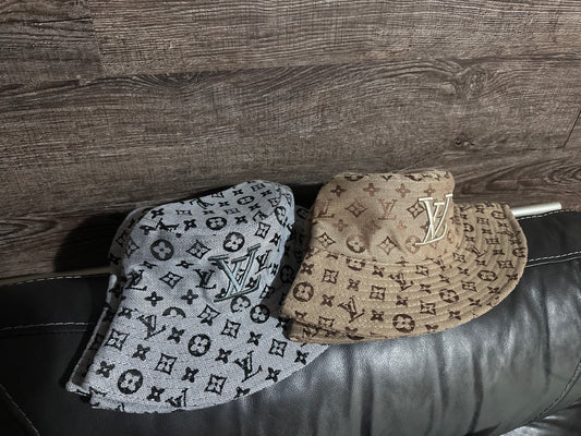 LoVe Luisito Bucket hat UniSex