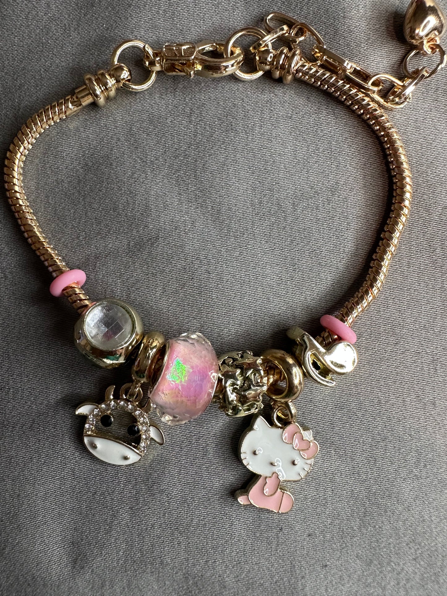 Pulseras de diseñador inspiradas en P-Dora