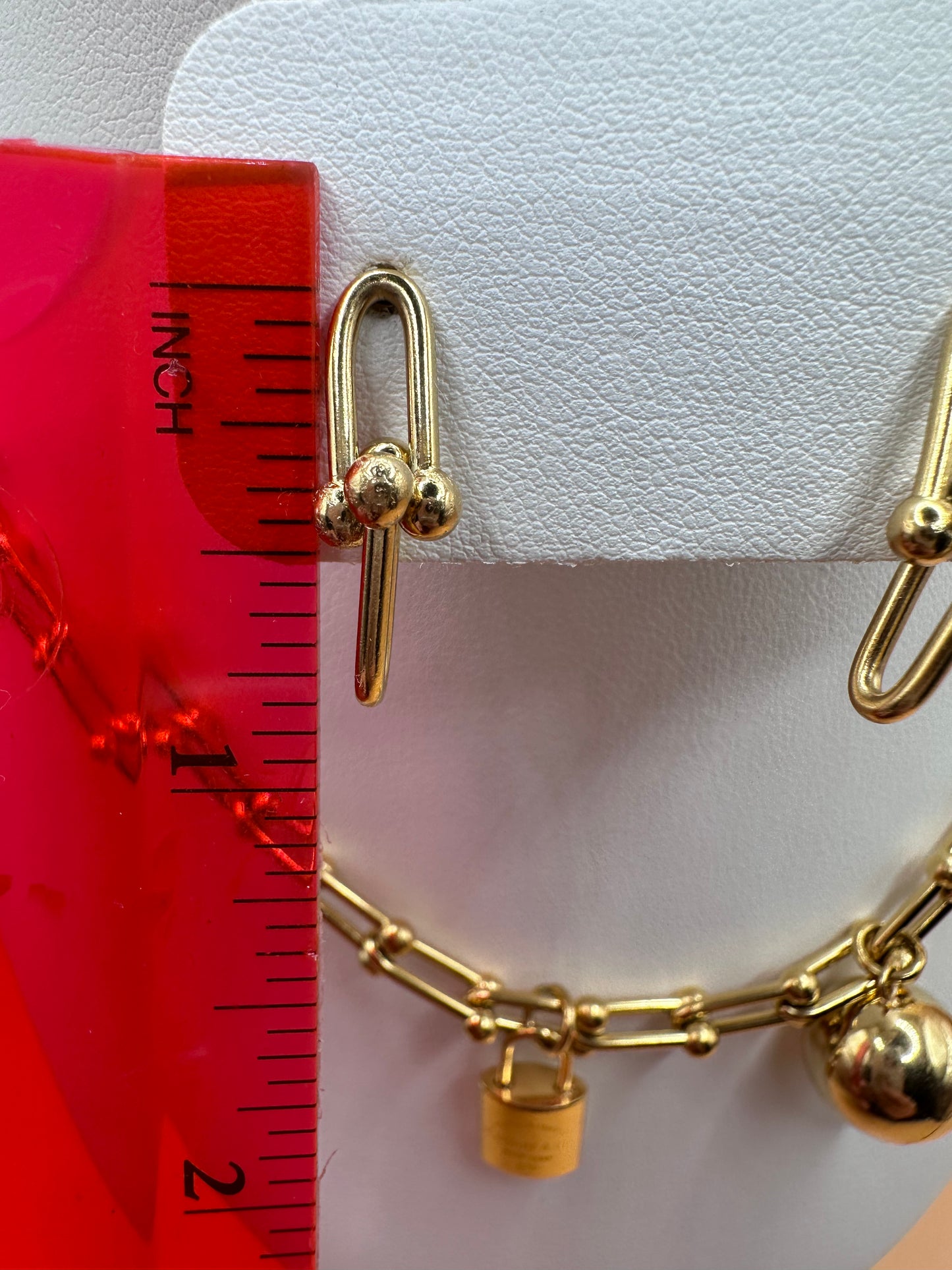Bride Small Link with Padlock and Ball