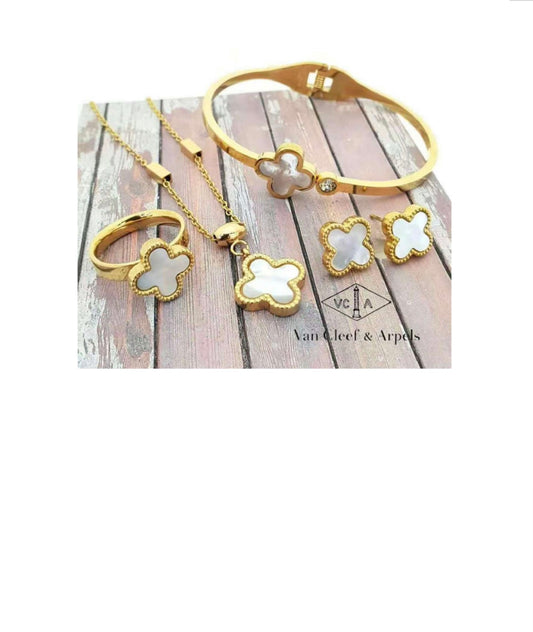 Van CA Clover Set White with Bangle