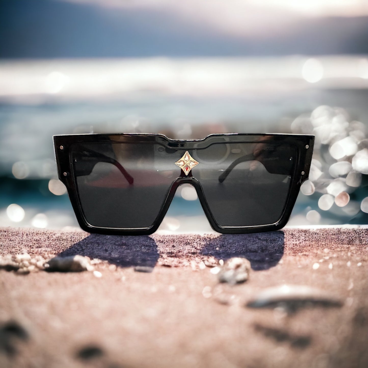 LoVe Luisito sunglasses